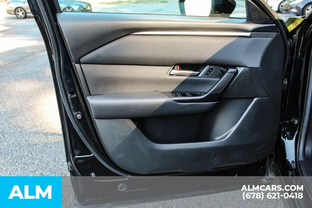 Mazda CX-50 photo 32