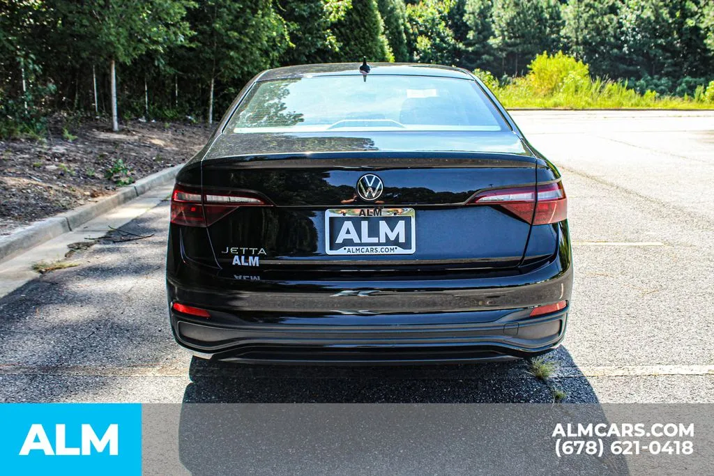 Volkswagen Jetta photo 9