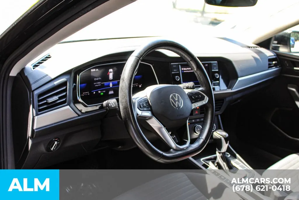 Volkswagen Jetta photo 18