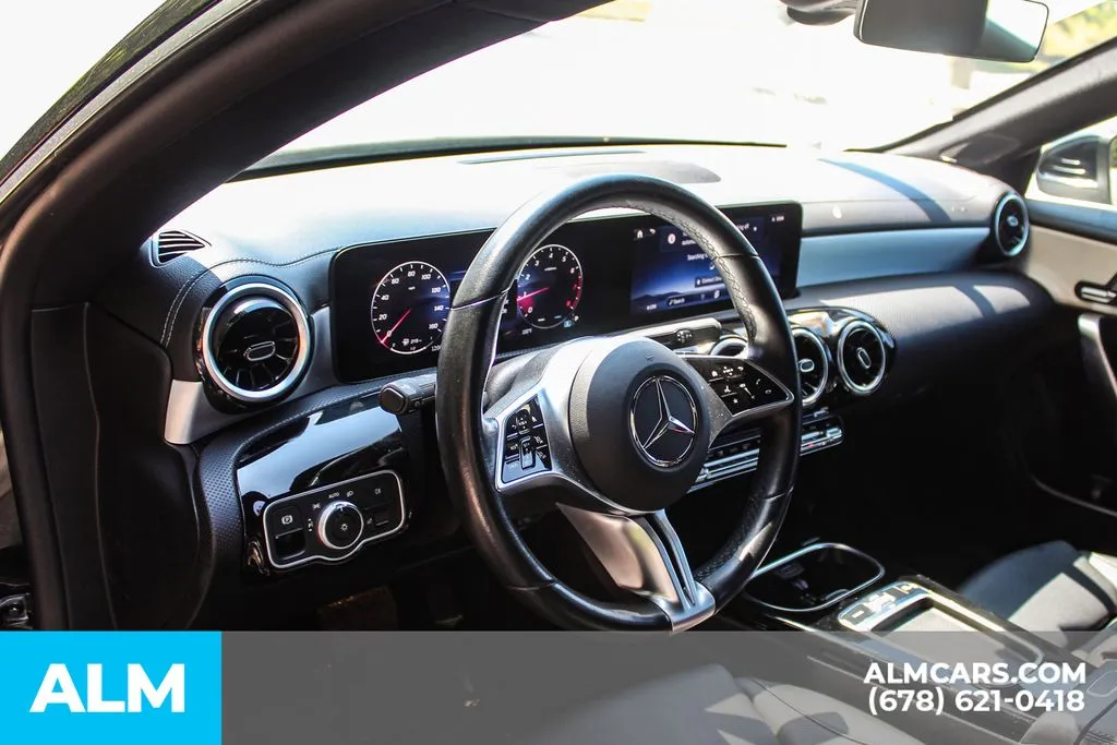 Mercedes-Benz CLA photo 27