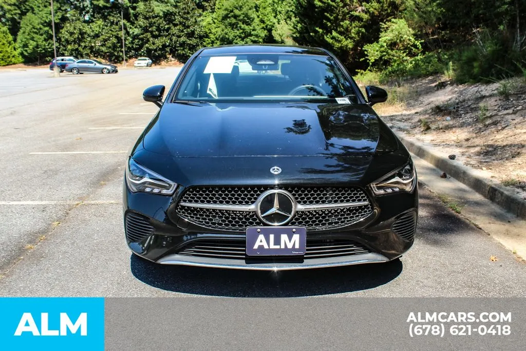 Mercedes-Benz CLA photo 8