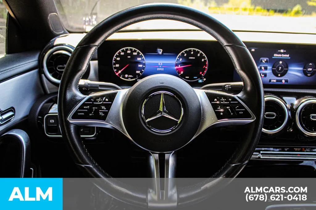 Mercedes-Benz CLA photo 22