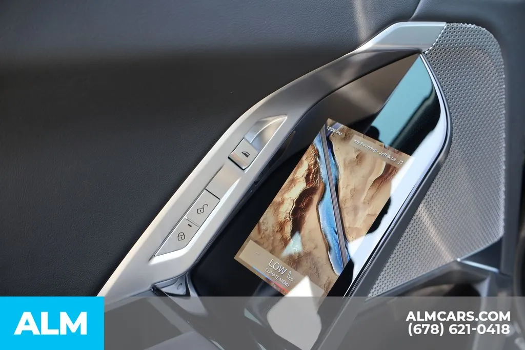BMW i7 photo 22