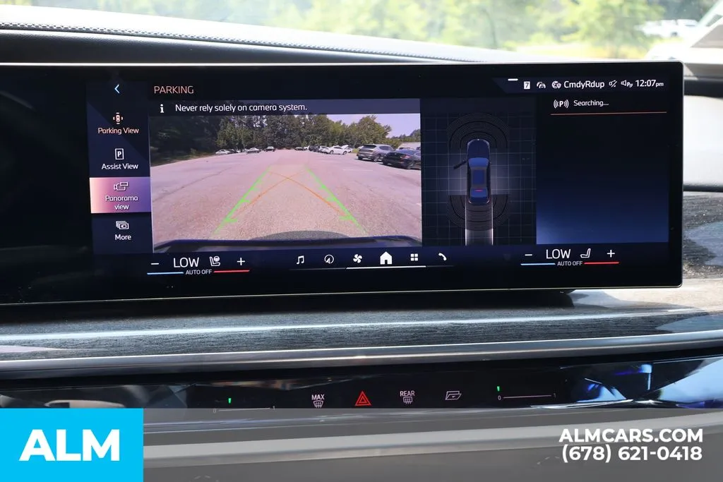 BMW i7 photo 36