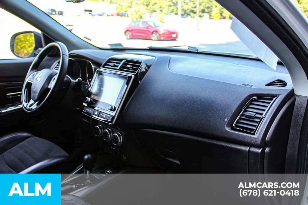 Mitsubishi Outlander Sport photo 20