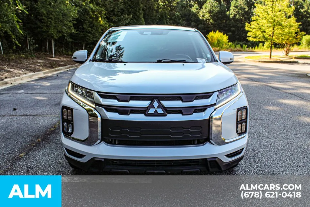 Mitsubishi Outlander Sport photo 9