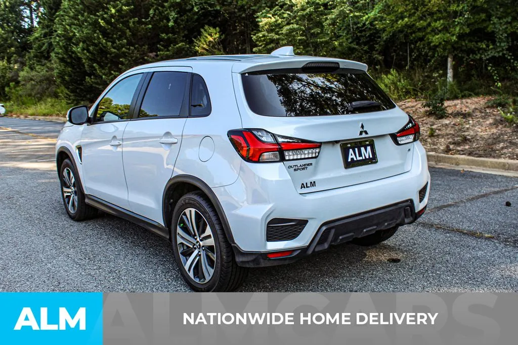 Mitsubishi Outlander Sport photo 4
