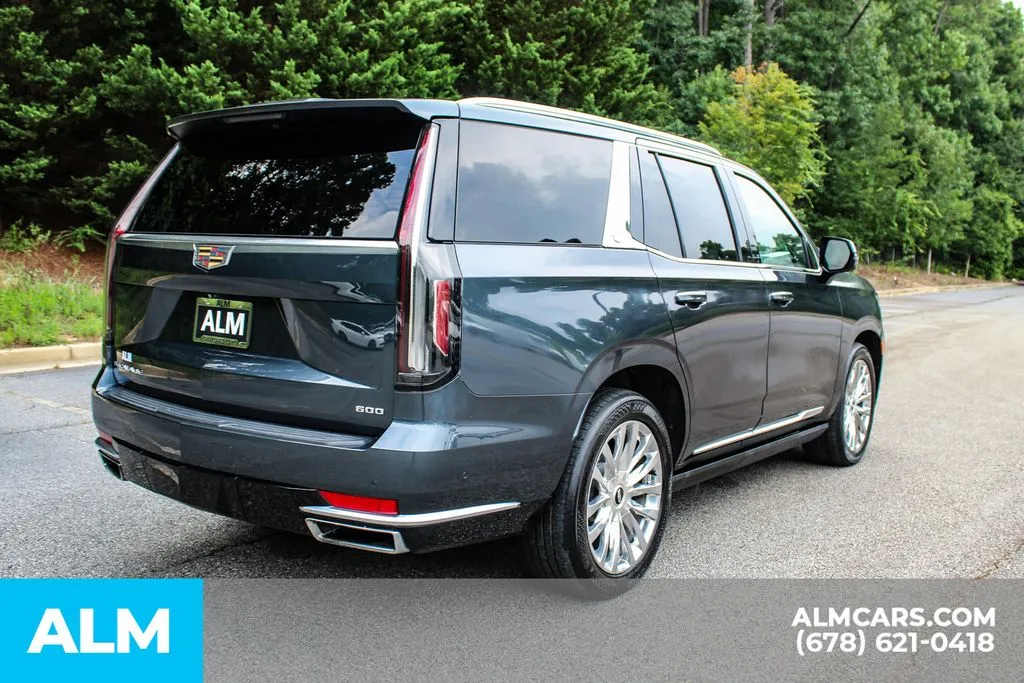Cadillac Escalade photo 5
