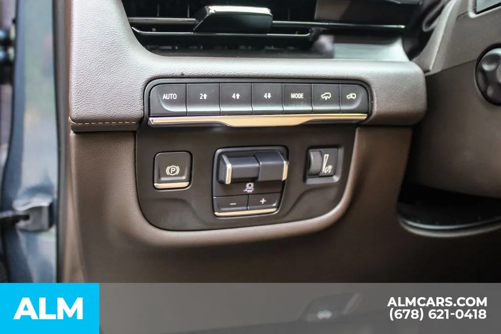 Cadillac Escalade photo 31
