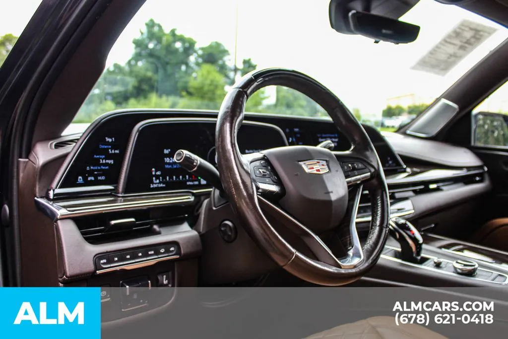 Cadillac Escalade photo 24