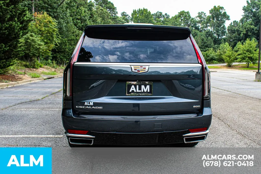 Cadillac Escalade photo 10