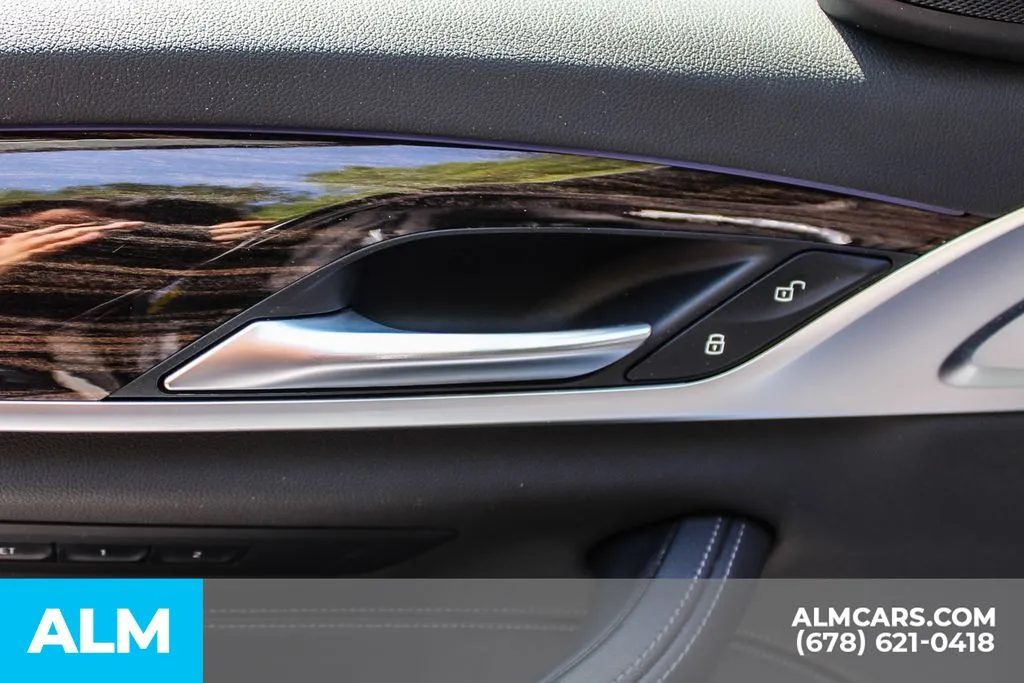 BMW 5 Series photo 38