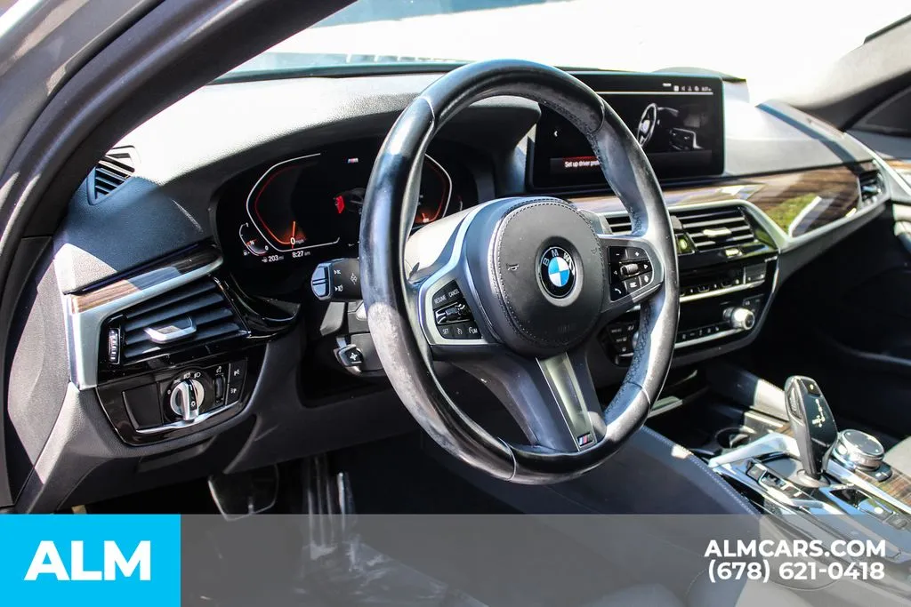 BMW 5 Series photo 21