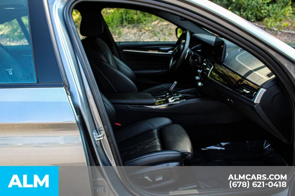 BMW 5 Series photo 20