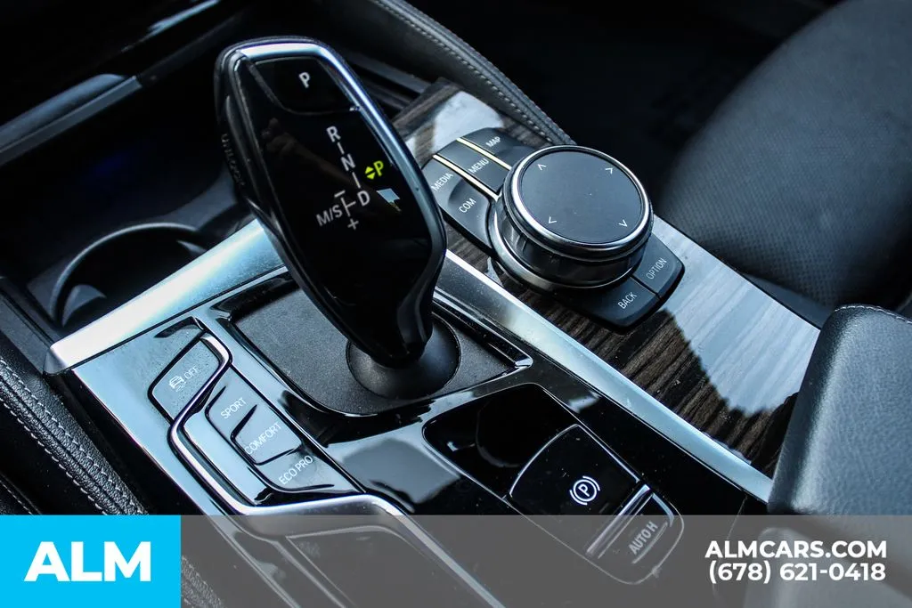 BMW 5 Series photo 36