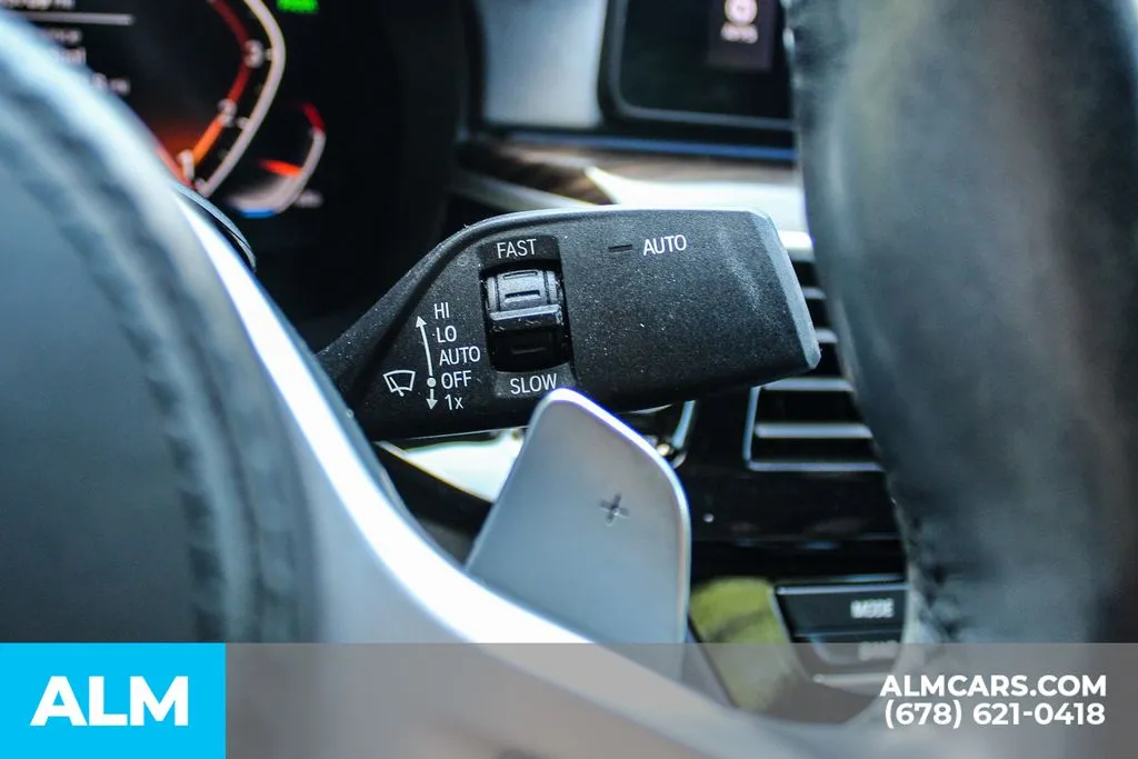BMW 5 Series photo 28