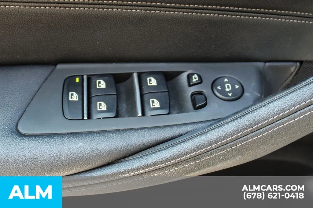BMW 5 Series photo 39