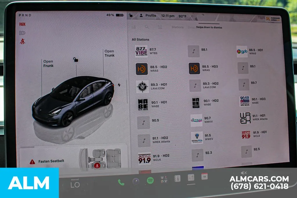 Tesla Model 3 photo 31