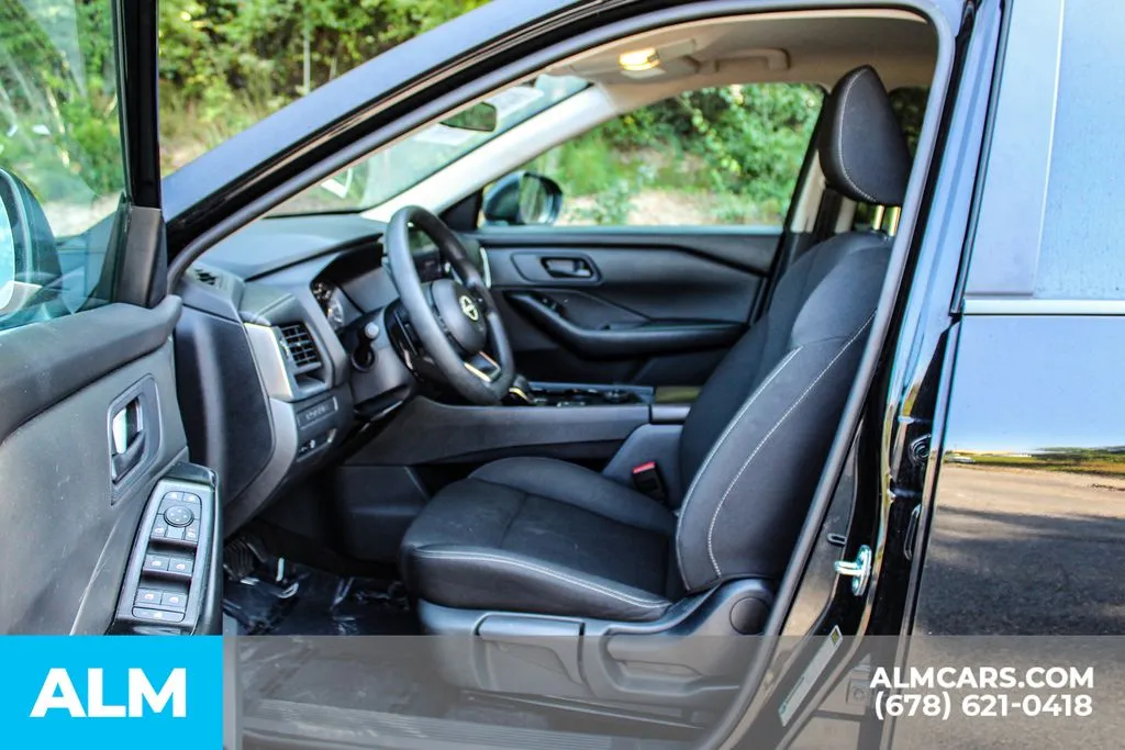 Nissan Rogue photo 15
