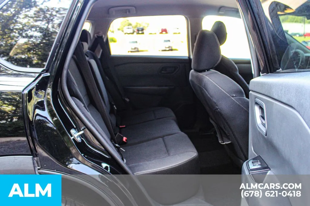 Nissan Rogue photo 17