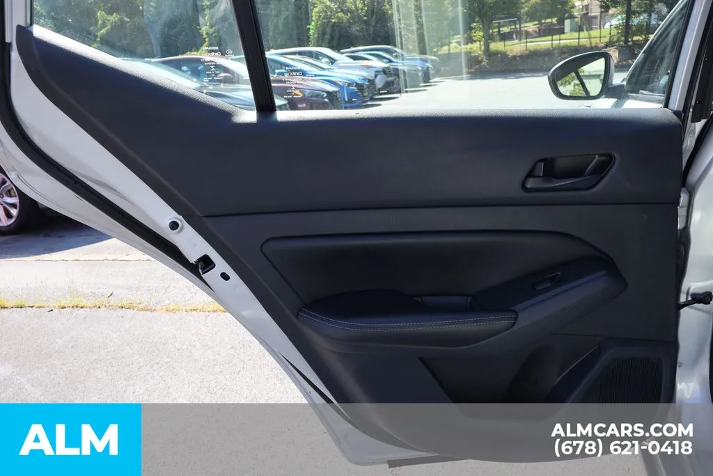 Nissan Altima photo 18
