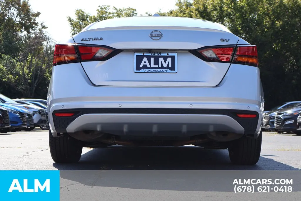 Nissan Altima photo 6