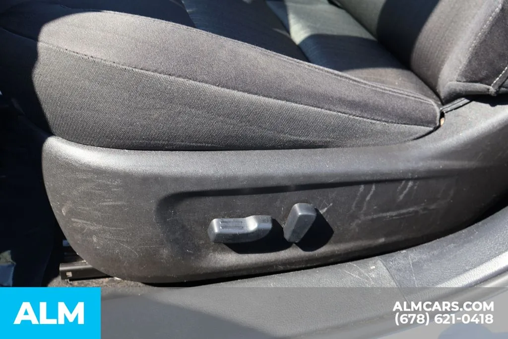 Nissan Altima photo 11