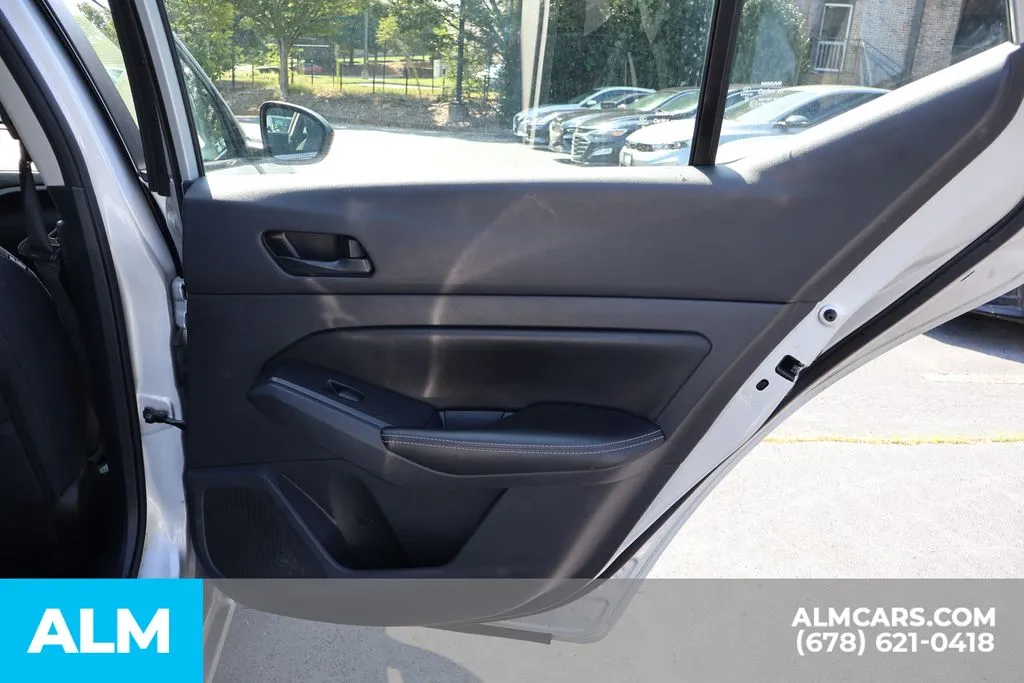 Nissan Altima photo 24