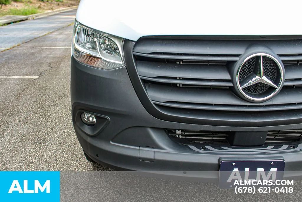 Mercedes-Benz Sprinter 2500 photo 11
