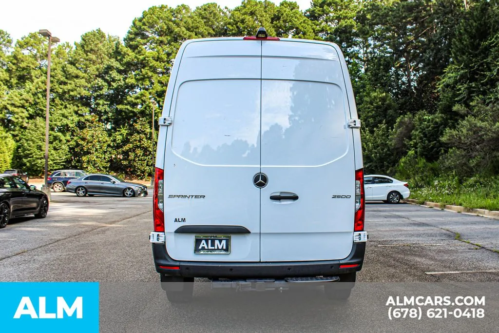 Mercedes-Benz Sprinter 2500 photo 10