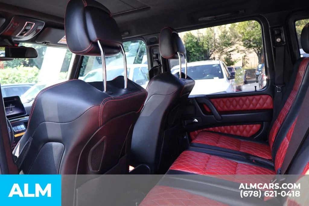 Mercedes-Benz G-Class photo 16
