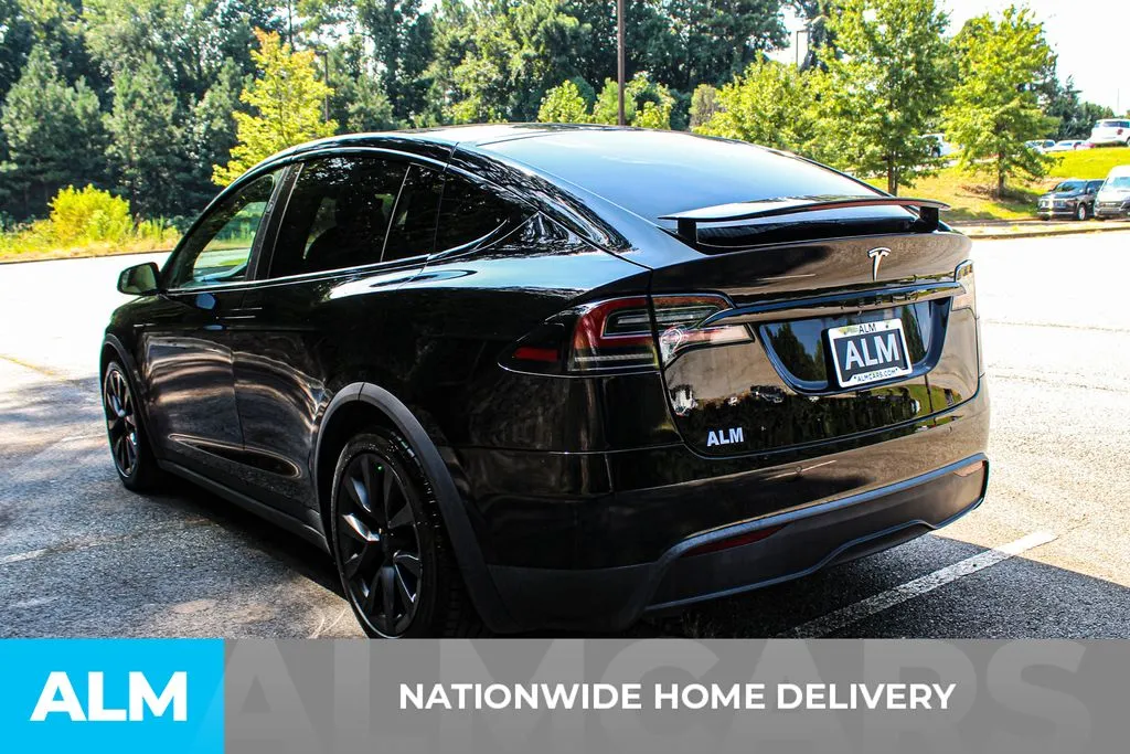 Tesla Model X photo 4