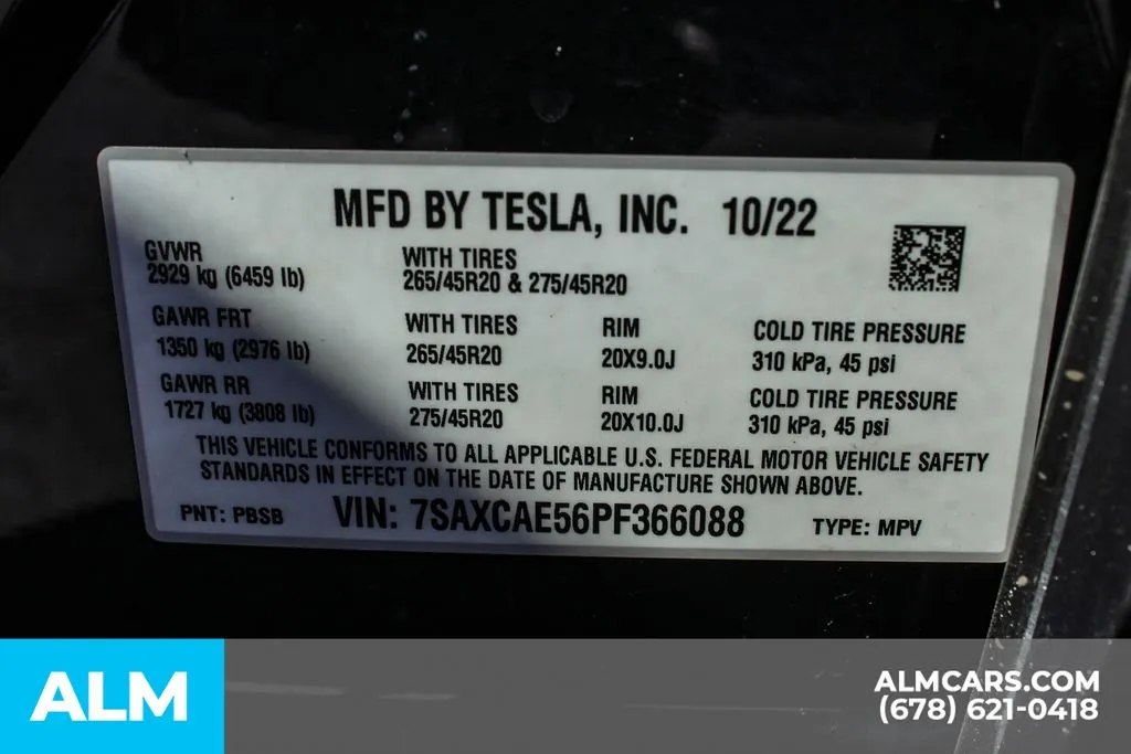 Tesla Model X photo 35