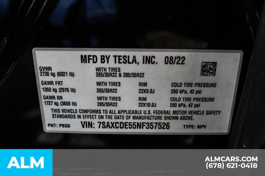 Tesla Model X photo 32