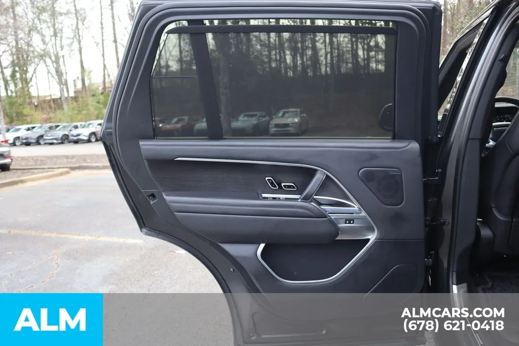 Land Rover Range Rover photo 21