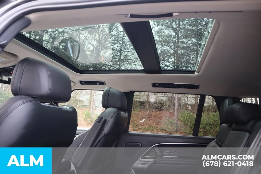 Land Rover Range Rover photo 18