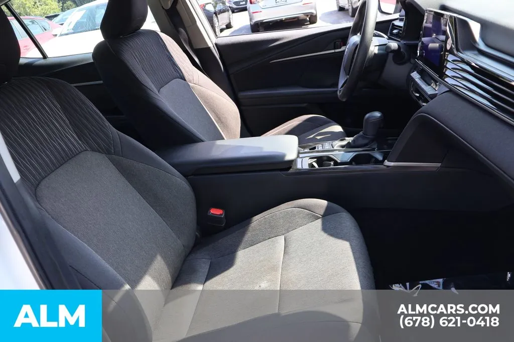Toyota Camry photo 26