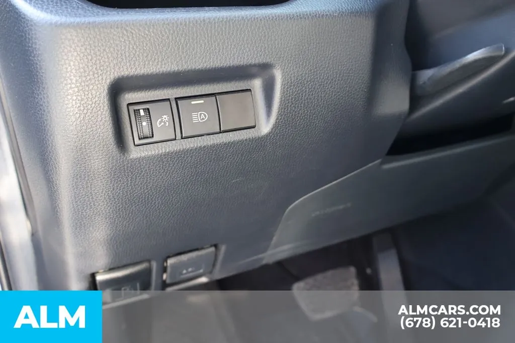 Toyota RAV4 photo 14