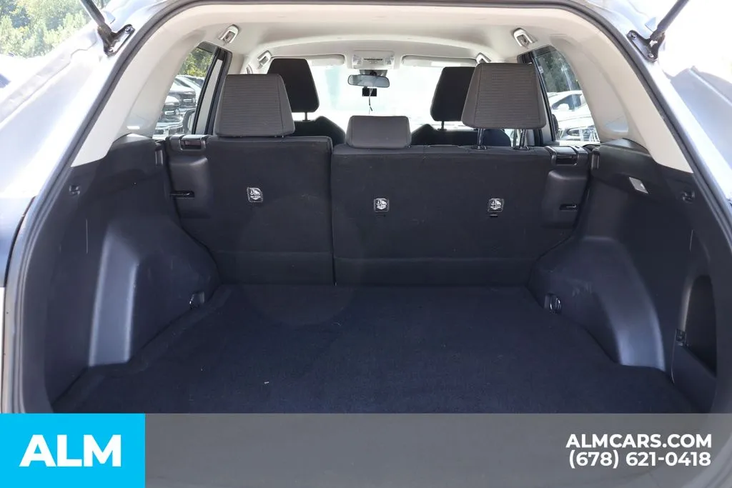 Toyota RAV4 photo 18