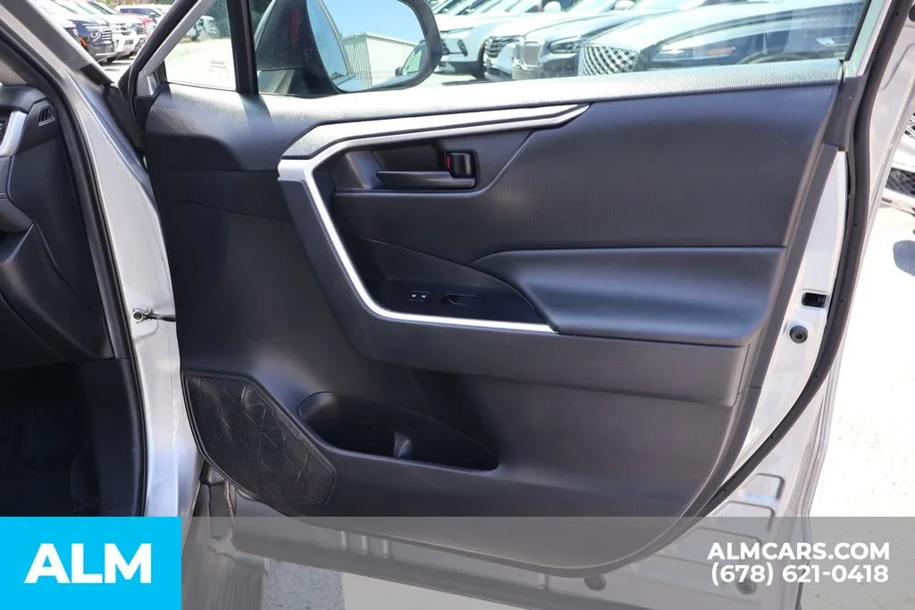 Toyota RAV4 photo 27