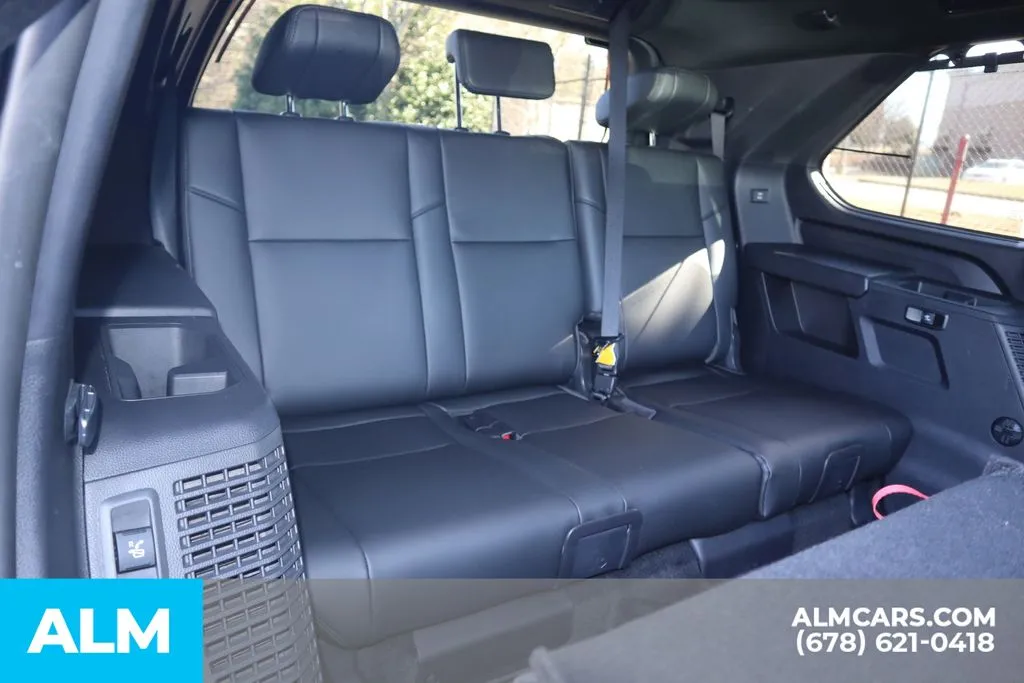Toyota Sequoia photo 28