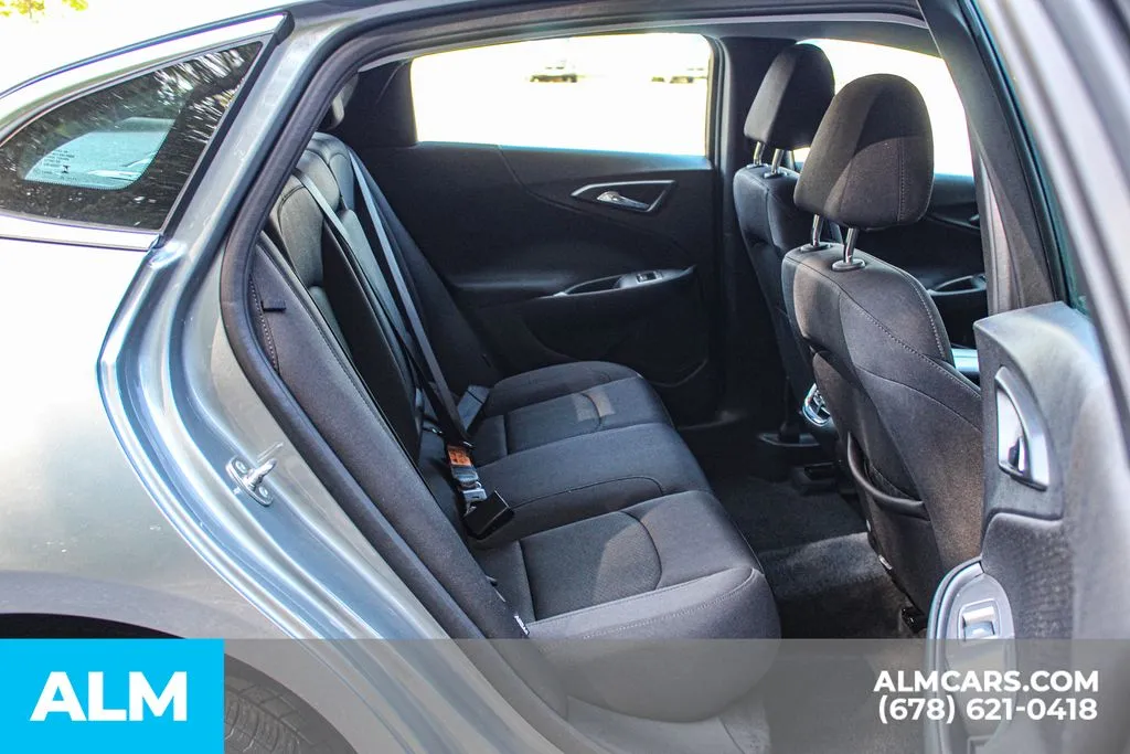 Chevrolet Malibu photo 18