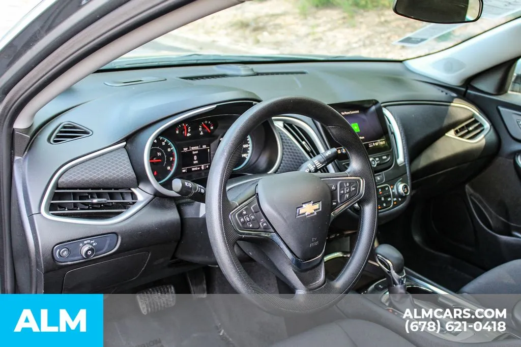Chevrolet Malibu photo 21