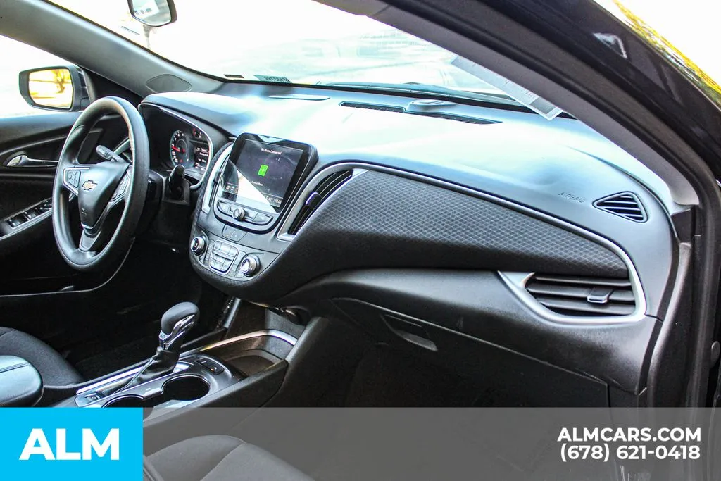 Chevrolet Malibu photo 21