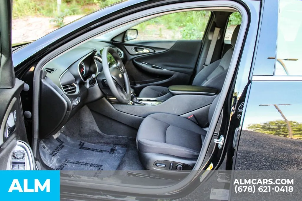 Chevrolet Malibu photo 15