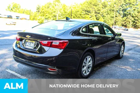 More photos of 2025 Chevrolet Malibu LT at ALM Gwinnett, GA