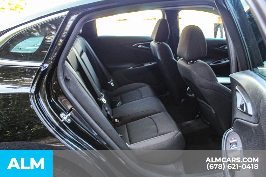 Chevrolet Malibu photo 17