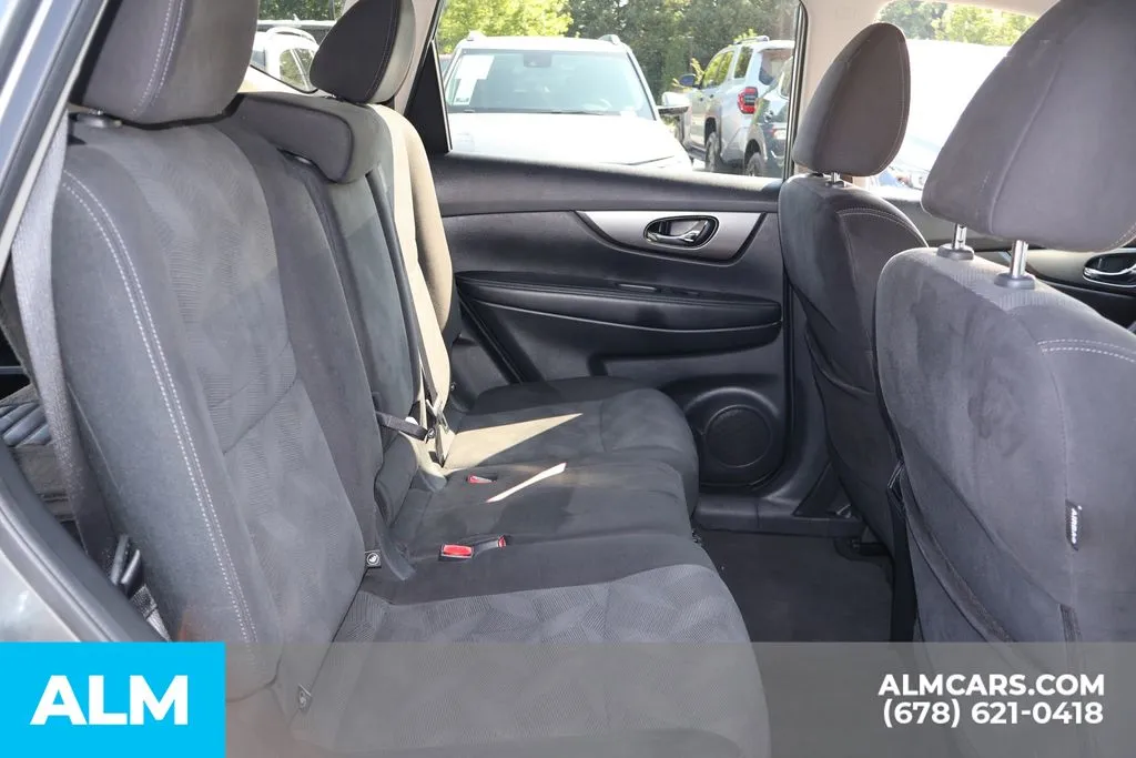Nissan Rogue photo 22