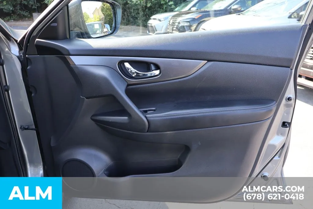 Nissan Rogue photo 28