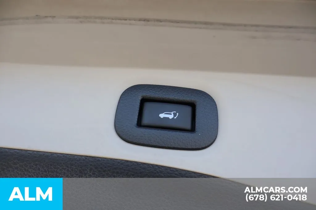 Nissan Rogue photo 21